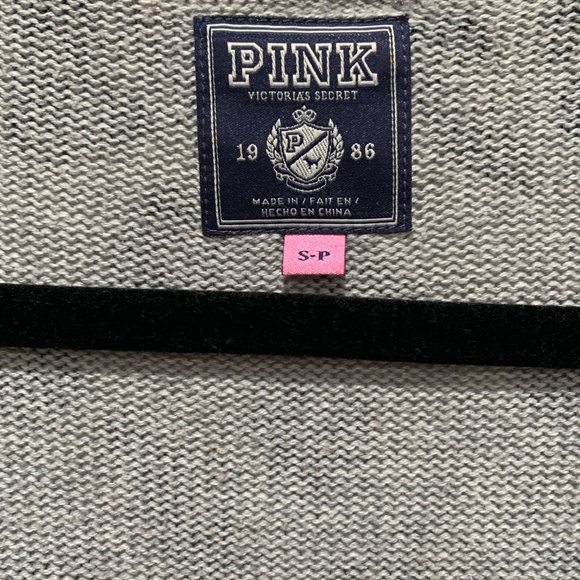 PINK Victoria’s Secret Leopard Print Sweater, - Picture 2 of 8